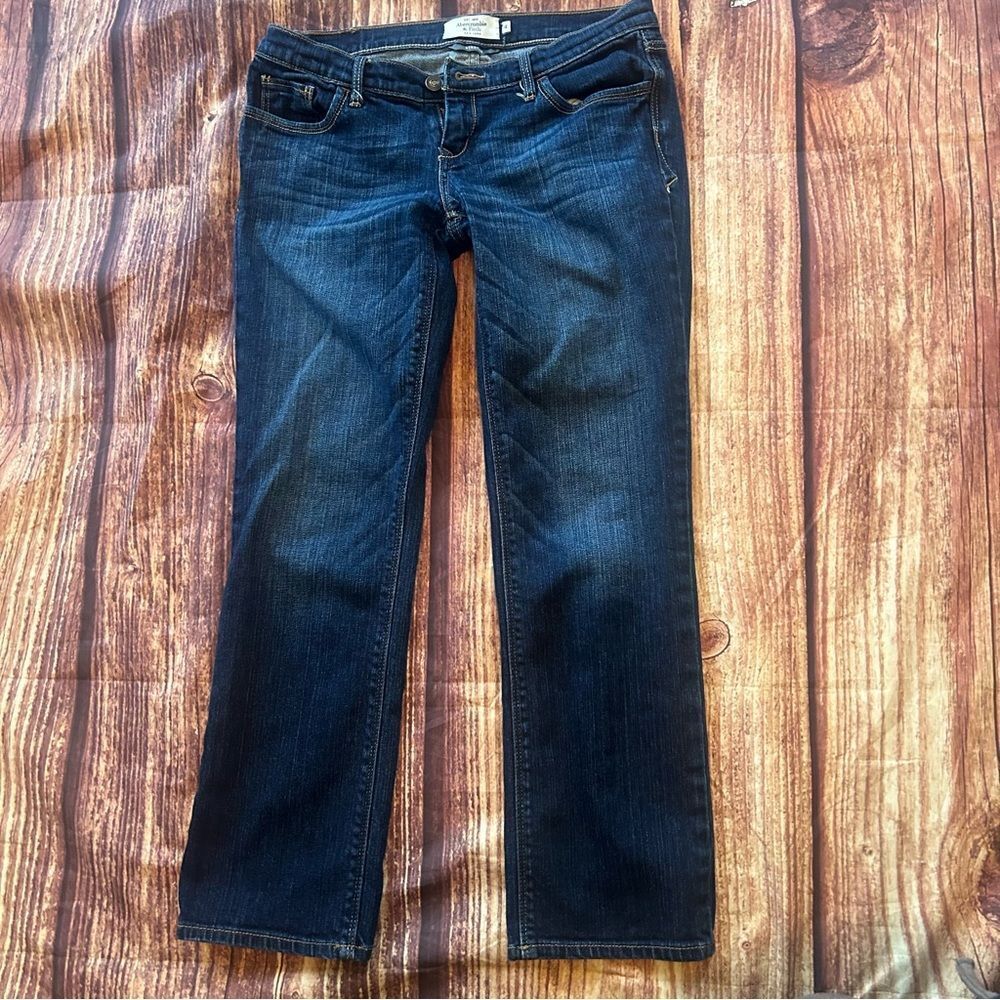 Women’s Abercrombie & Fitch Low Rise Straight Jeans Size 4